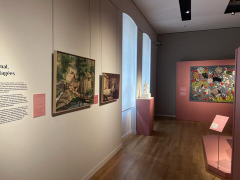 Vue de l'exposition Vivant